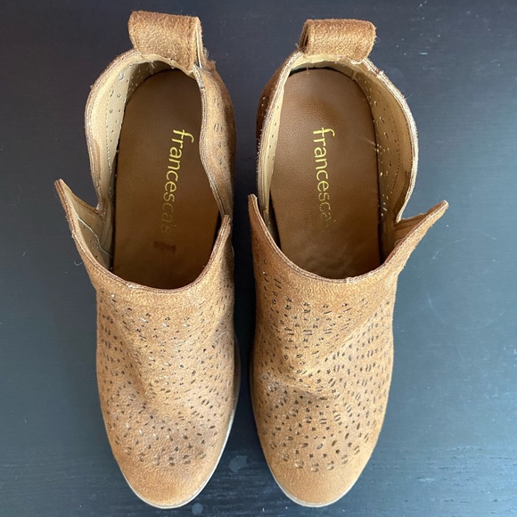Francesca’s Brown Suede Boho Booties size 7 - Picture 4 of 8